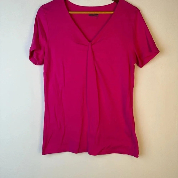 Hot Pink Tee - Picture 3 of 4